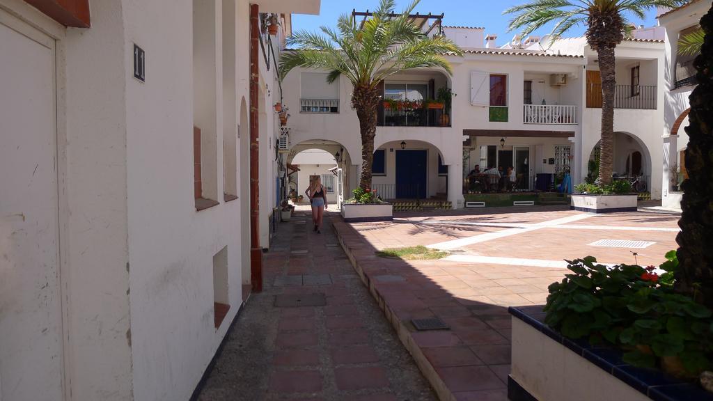 Mini Apartamento Port Aiguadolc Сиджес Экстерьер фото