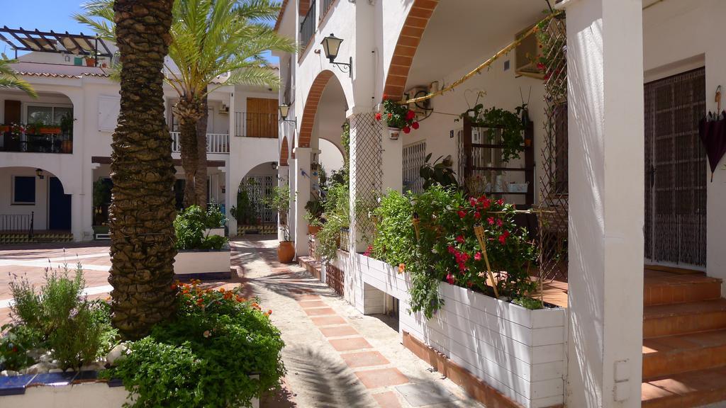 Mini Apartamento Port Aiguadolc Сиджес Экстерьер фото