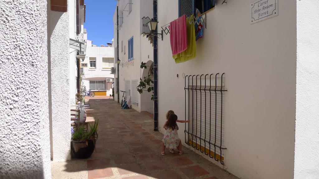 Mini Apartamento Port Aiguadolc Сиджес Экстерьер фото